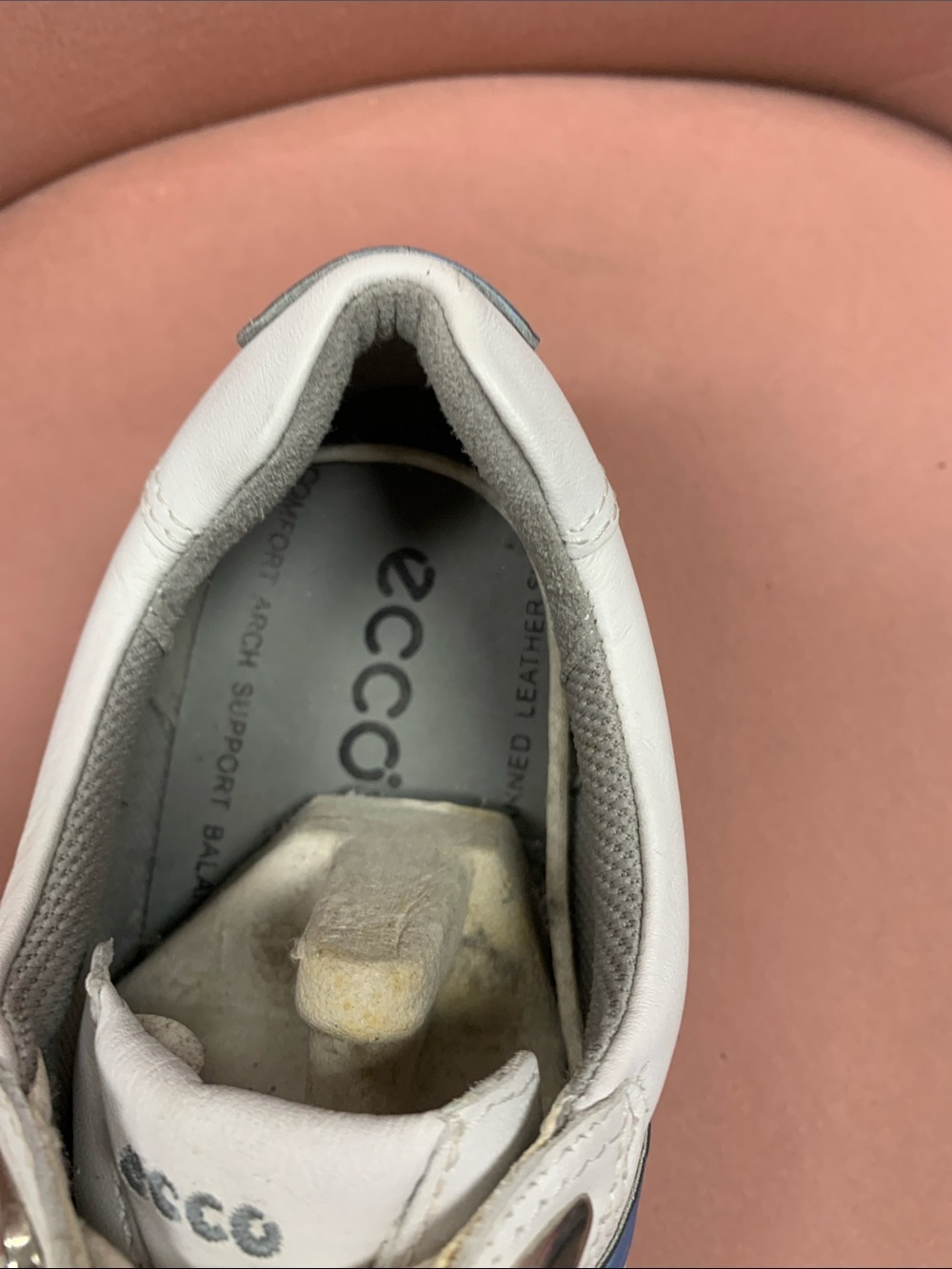 ECCO Ladies Golf Shoes - Picture 3 of 4